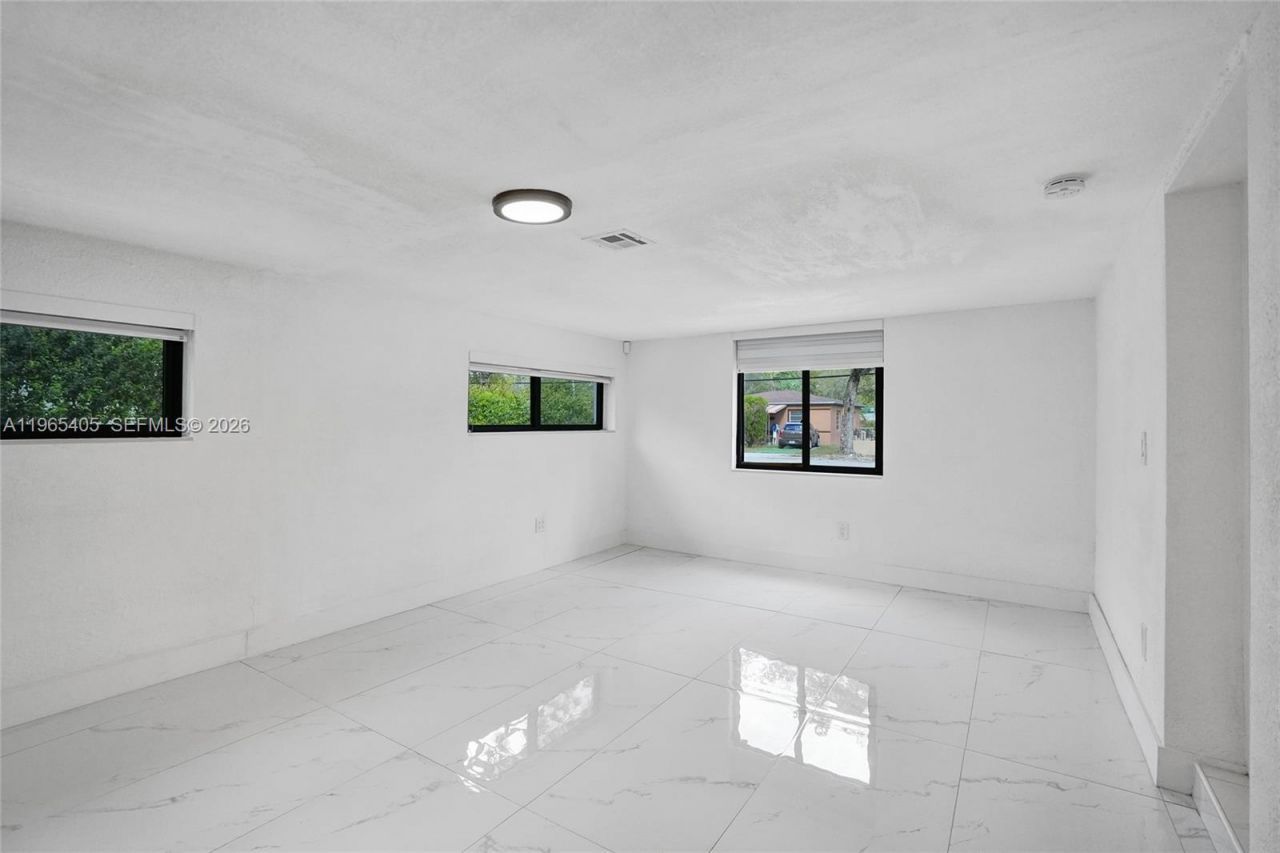 13550 NW 5th Ave, North Miami, FL 33168 Photo