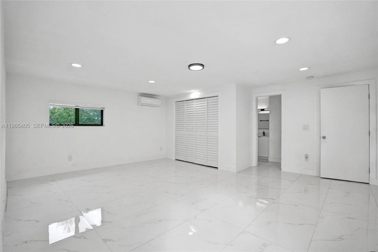 13550 NW 5th Ave, North Miami, FL 33168 Photo