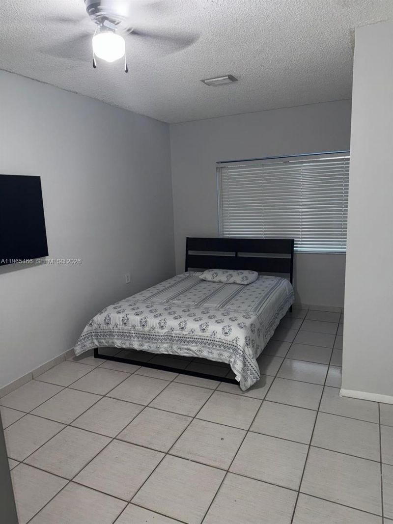 13142 SW 5th St, Miami, FL 33184 Photo