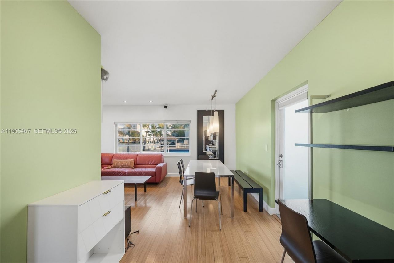 7207 Bay Dr , Unit 21, Miami Beach, FL 33141 Photo