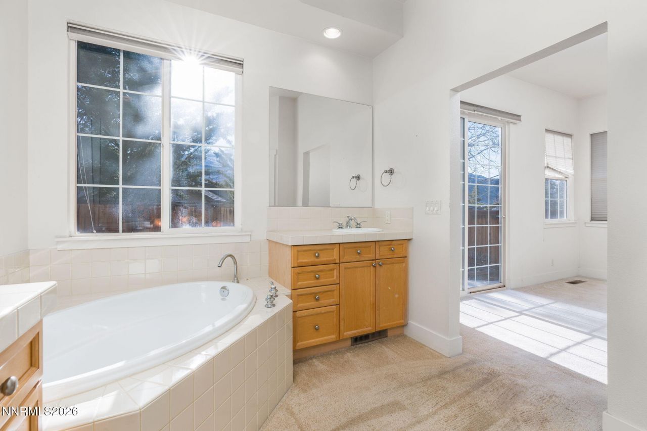 4978 Fall Creek Court, Reno, NV 89519 Photo