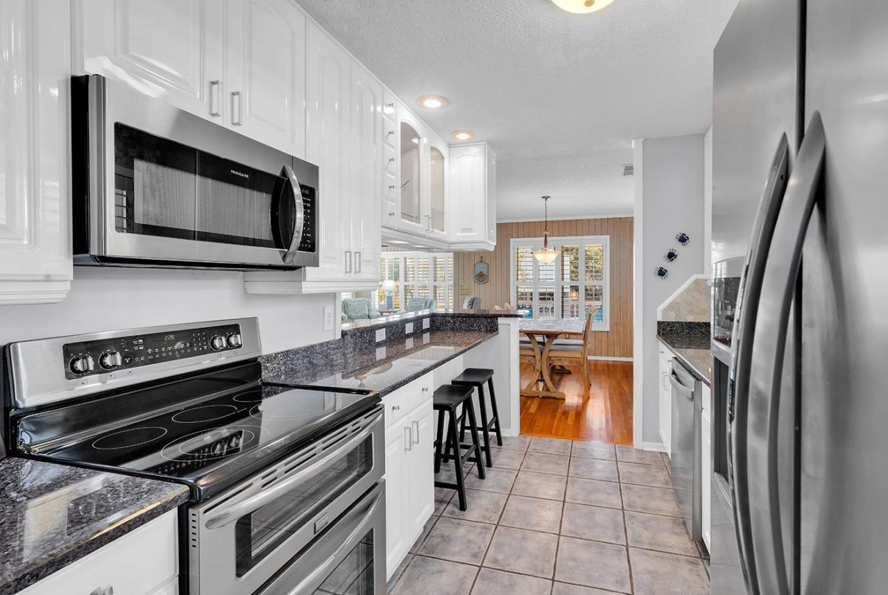 1033 N Dogwood Dr. Photo 13