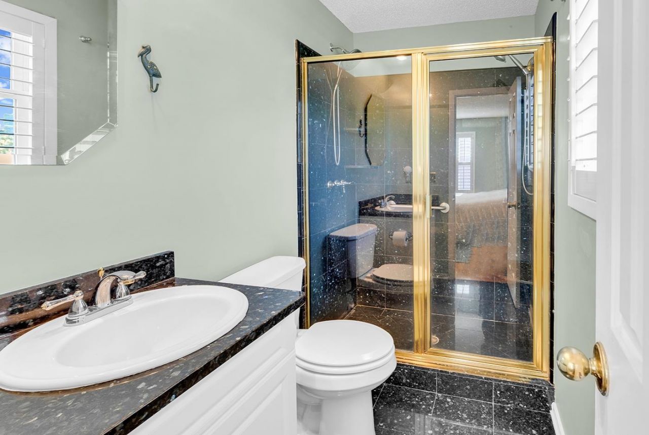 1033 N Dogwood Dr. Photo 18