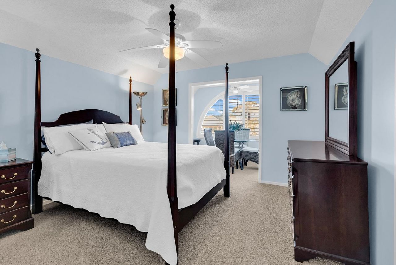 1033 N Dogwood Dr. Photo 21