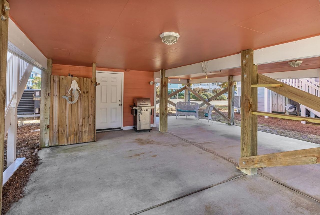 1033 N Dogwood Dr. Photo 26