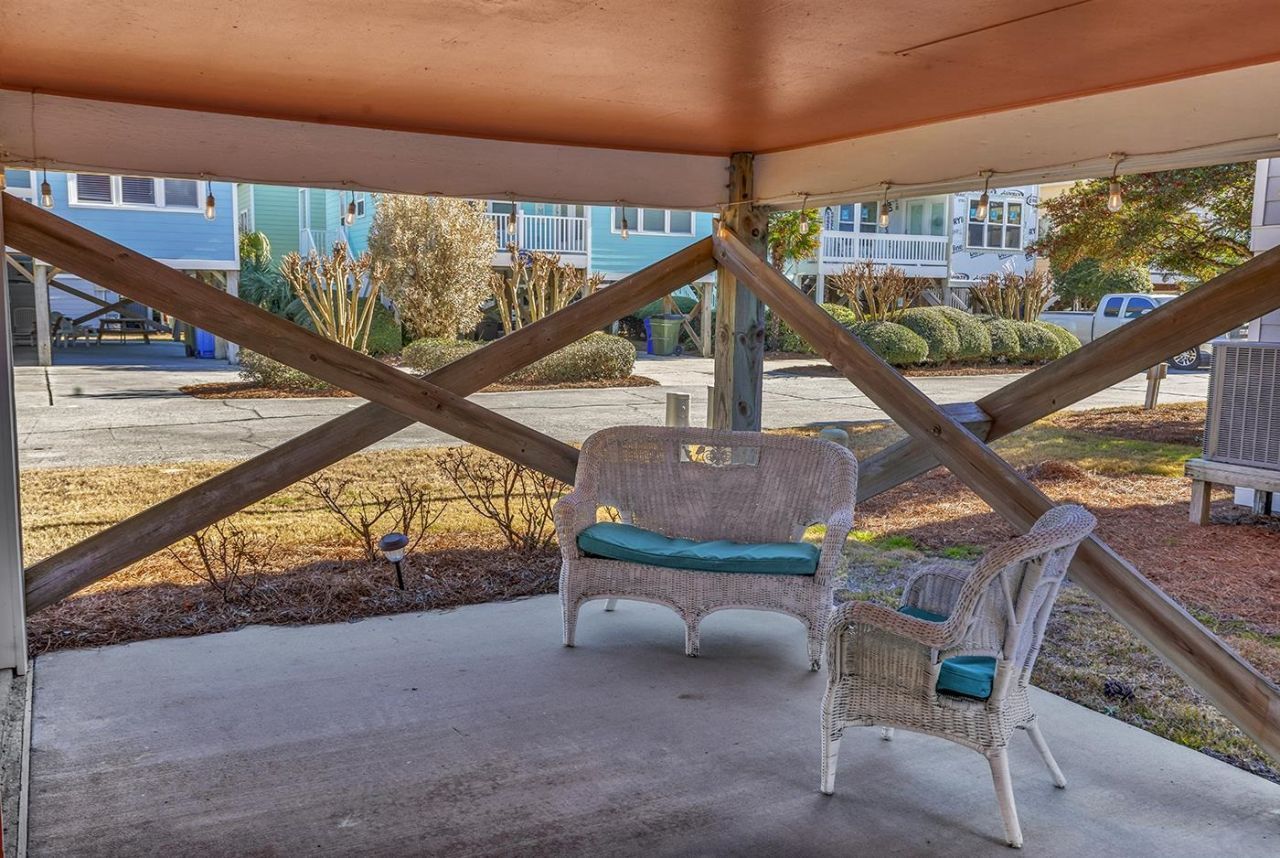 1033 N Dogwood Dr. Photo 27