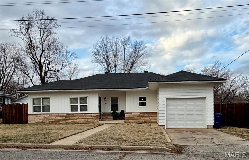 302 W Gibbs, Salem, MO 65560 Main Photo