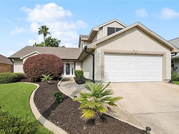 110 SOUTHERN STAR Place, Slidell, LA 70458