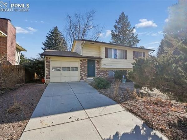 4503 La Cresta Drive, Colorado Springs, CO 80918