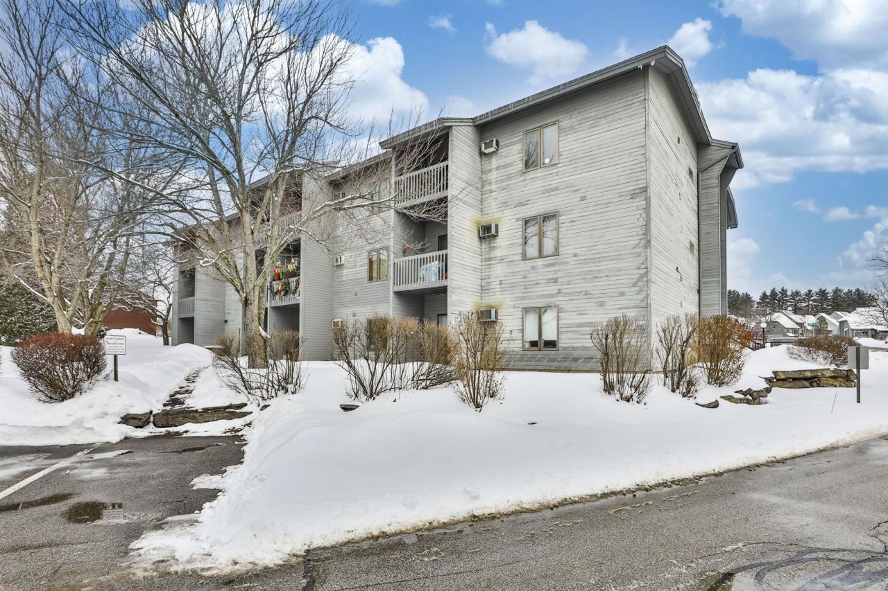 5 Tsienneto Road, Unit 194, Derry, NH 03038 Main Photo