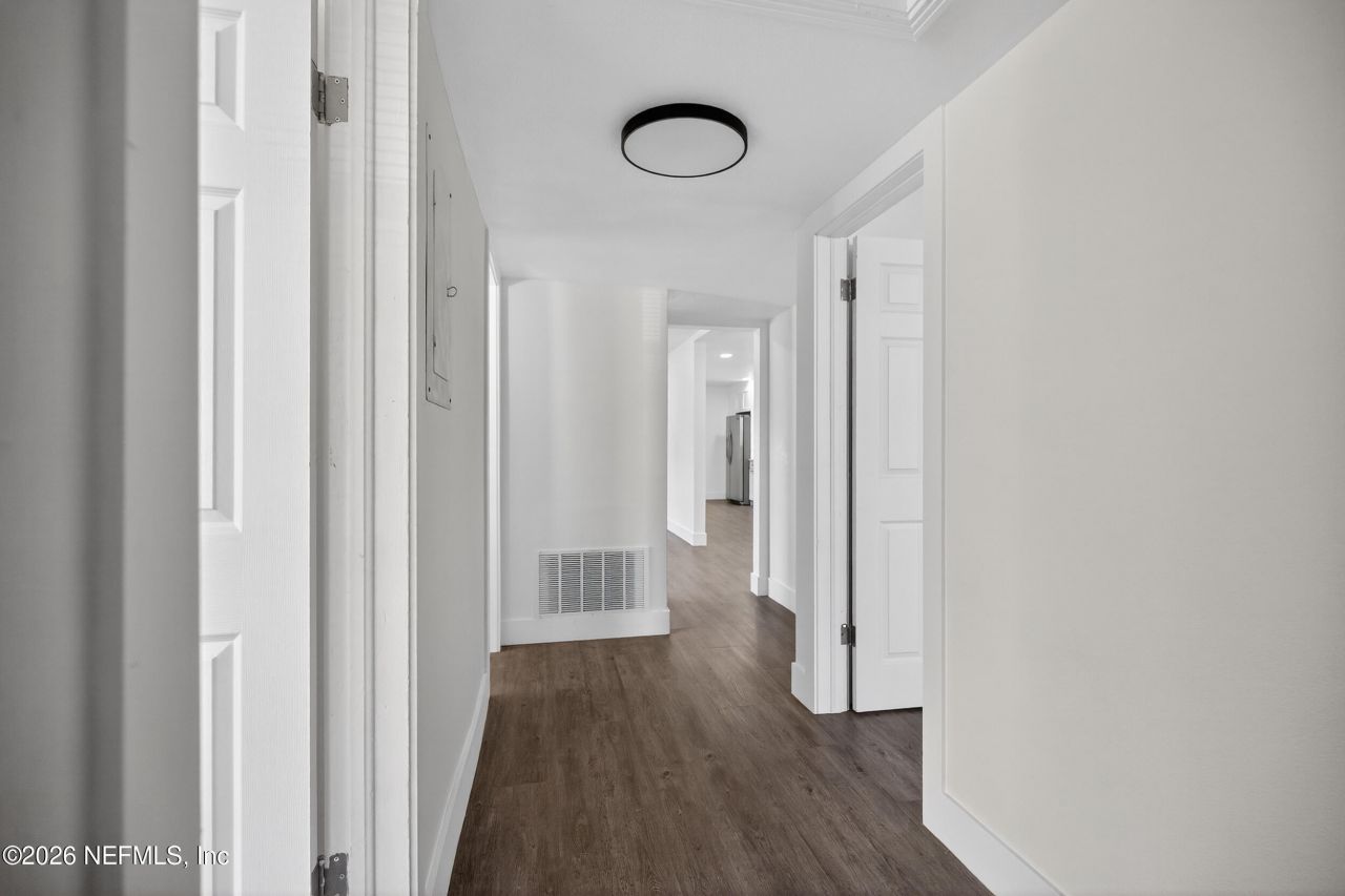 8365 Bordeau Avenue N, Jacksonville, FL 32211 Photo