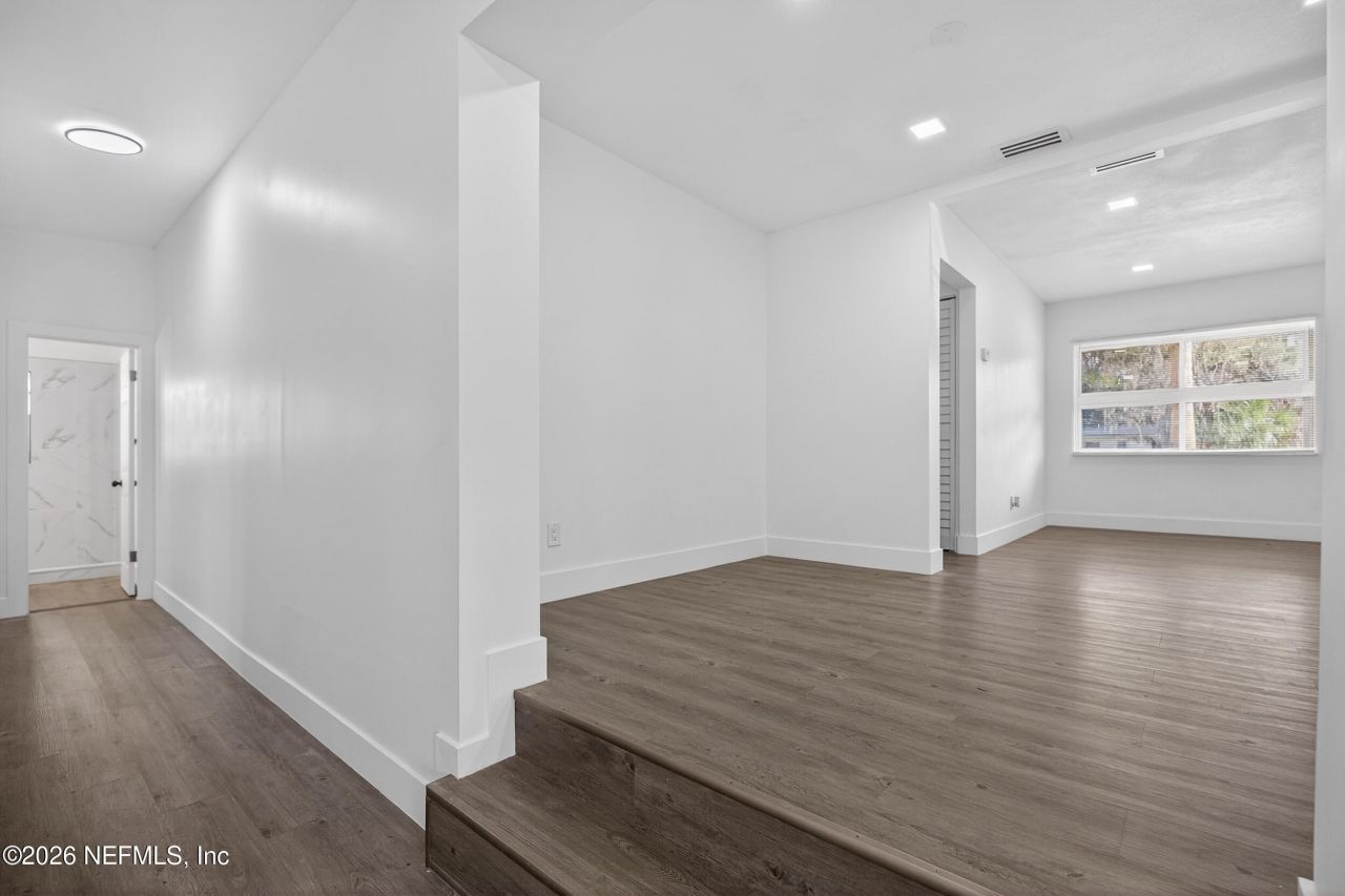 8365 Bordeau Avenue N, Jacksonville, FL 32211 Photo