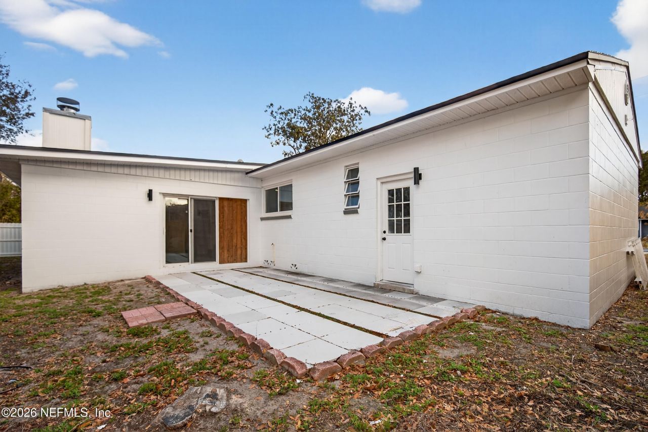 8365 Bordeau Avenue N, Jacksonville, FL 32211 Photo