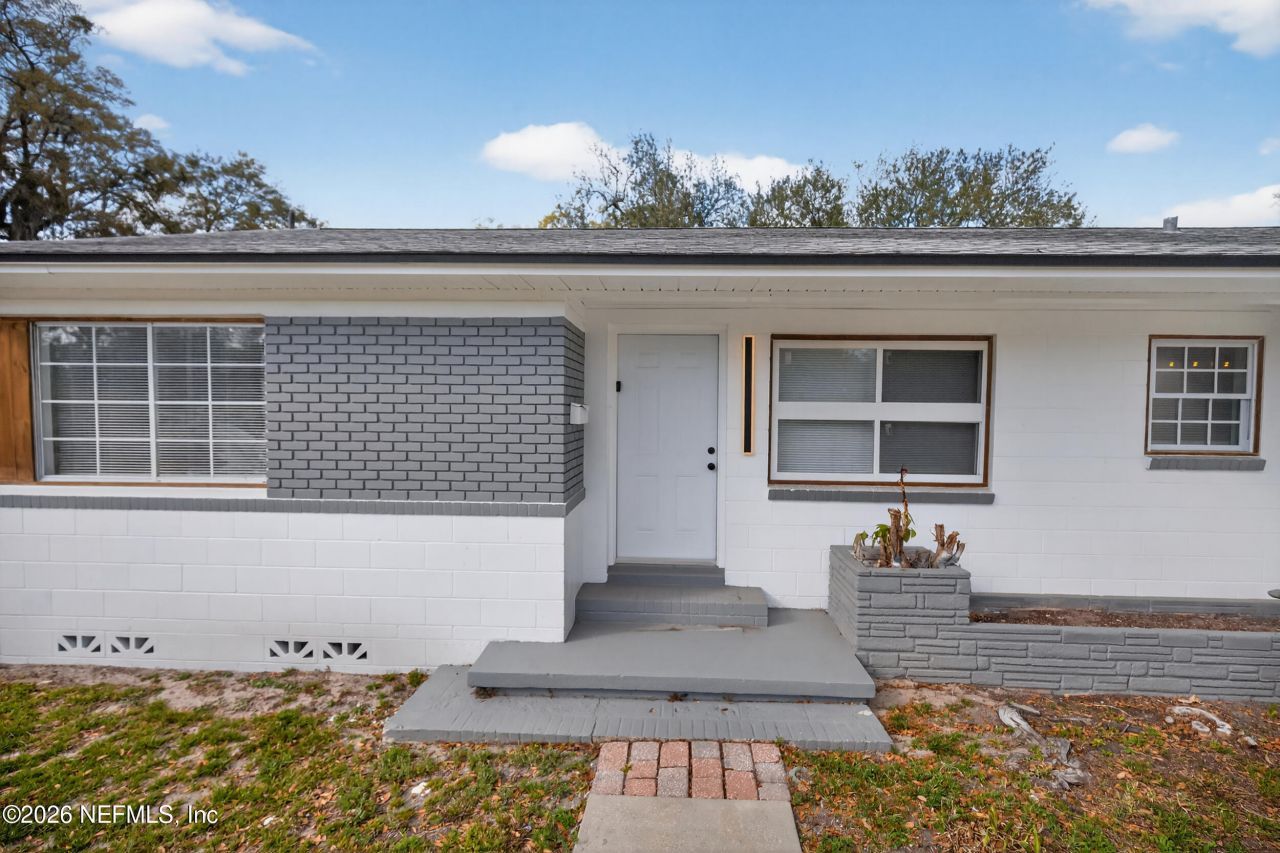 8365 Bordeau Avenue N, Jacksonville, FL 32211 Photo