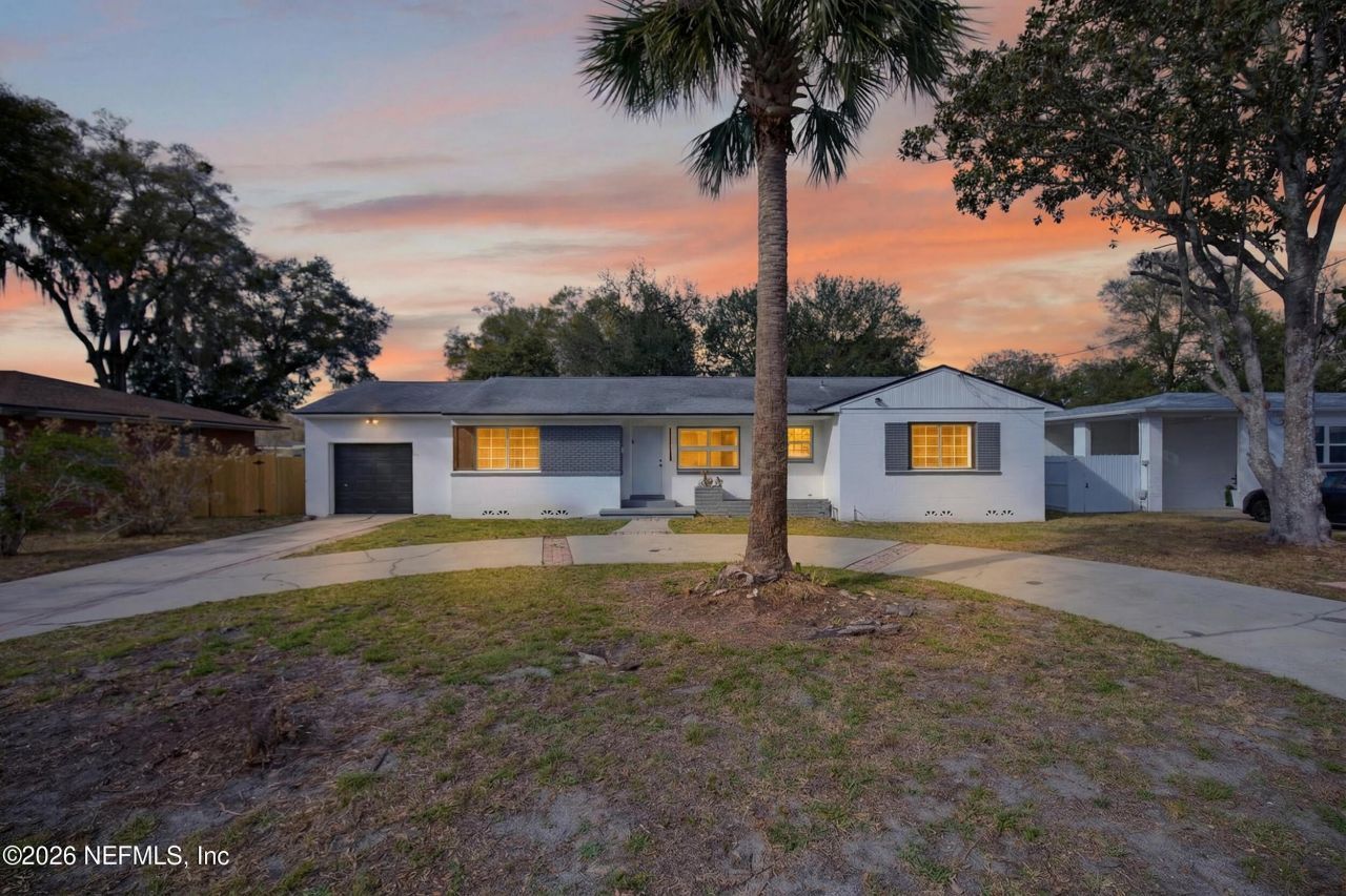 8365 Bordeau Avenue N, Jacksonville, FL 32211 Photo