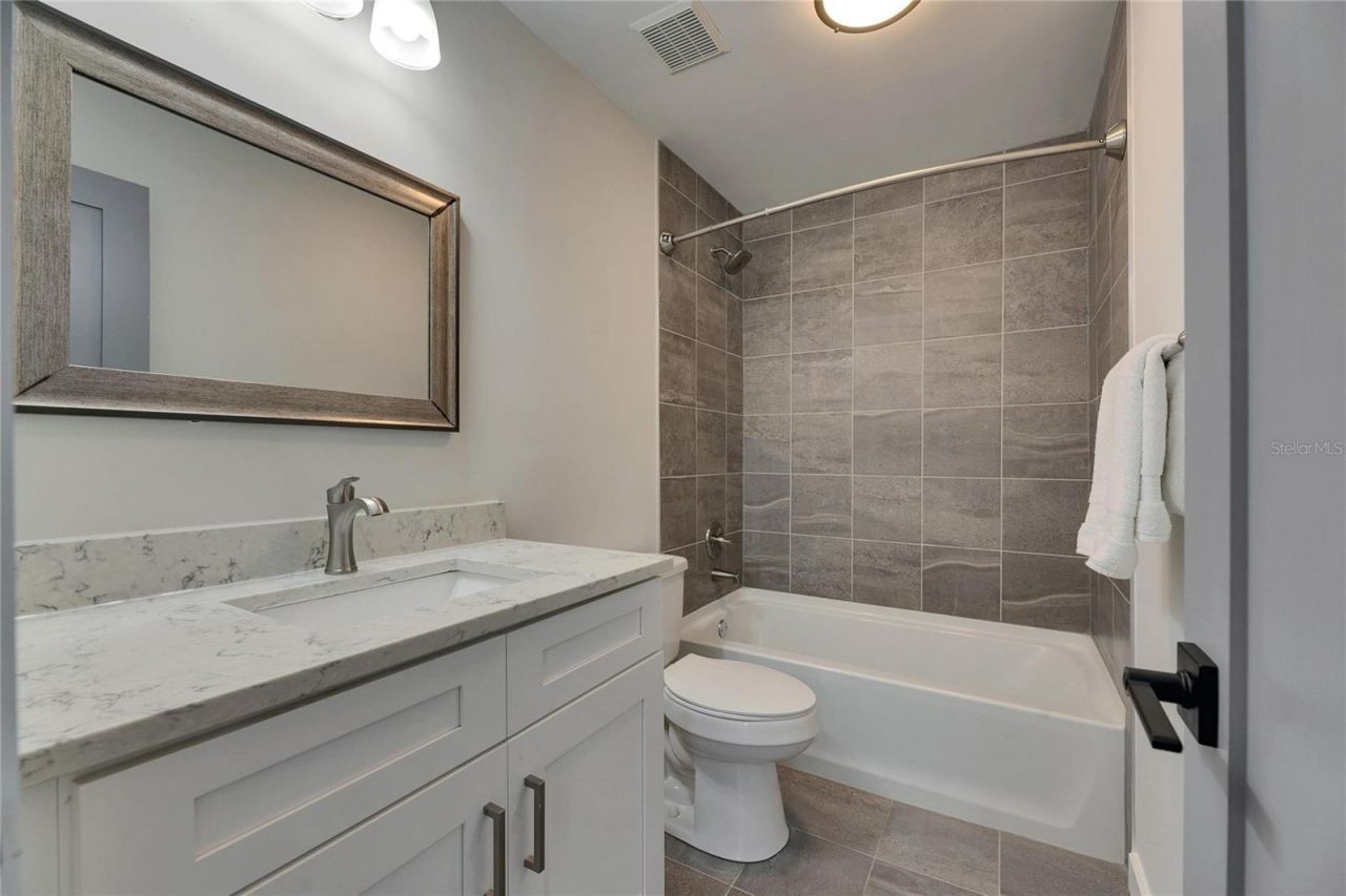 1025 Apollo Beach Boulevard, Unit 1, Apollo Beach, FL 33572 Photo