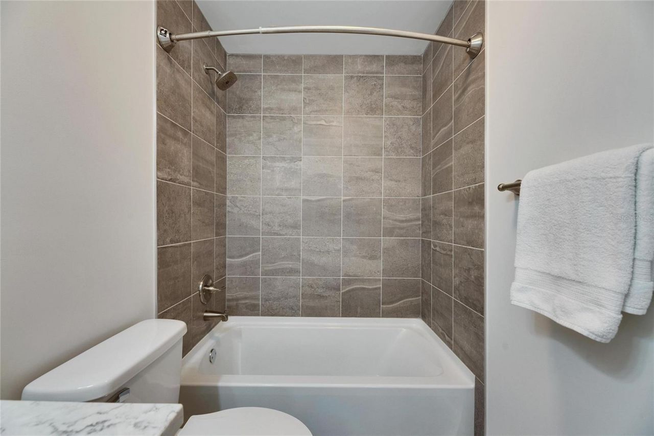 1025 Apollo Beach Boulevard, Unit 1, Apollo Beach, FL 33572 Photo
