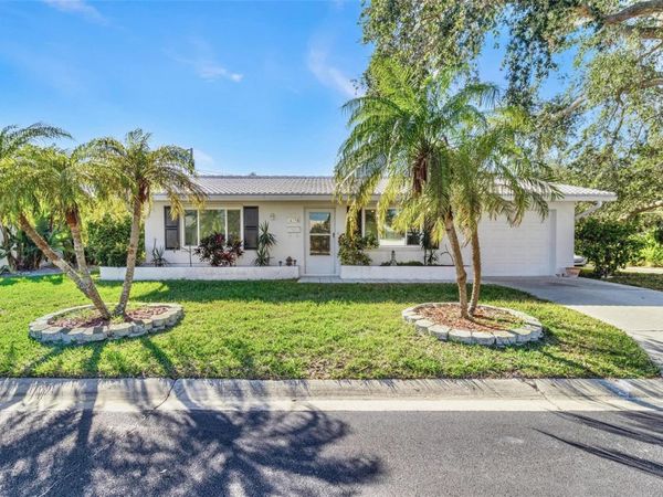 14198 89TH AVENUE, SEMINOLE, FL 33776