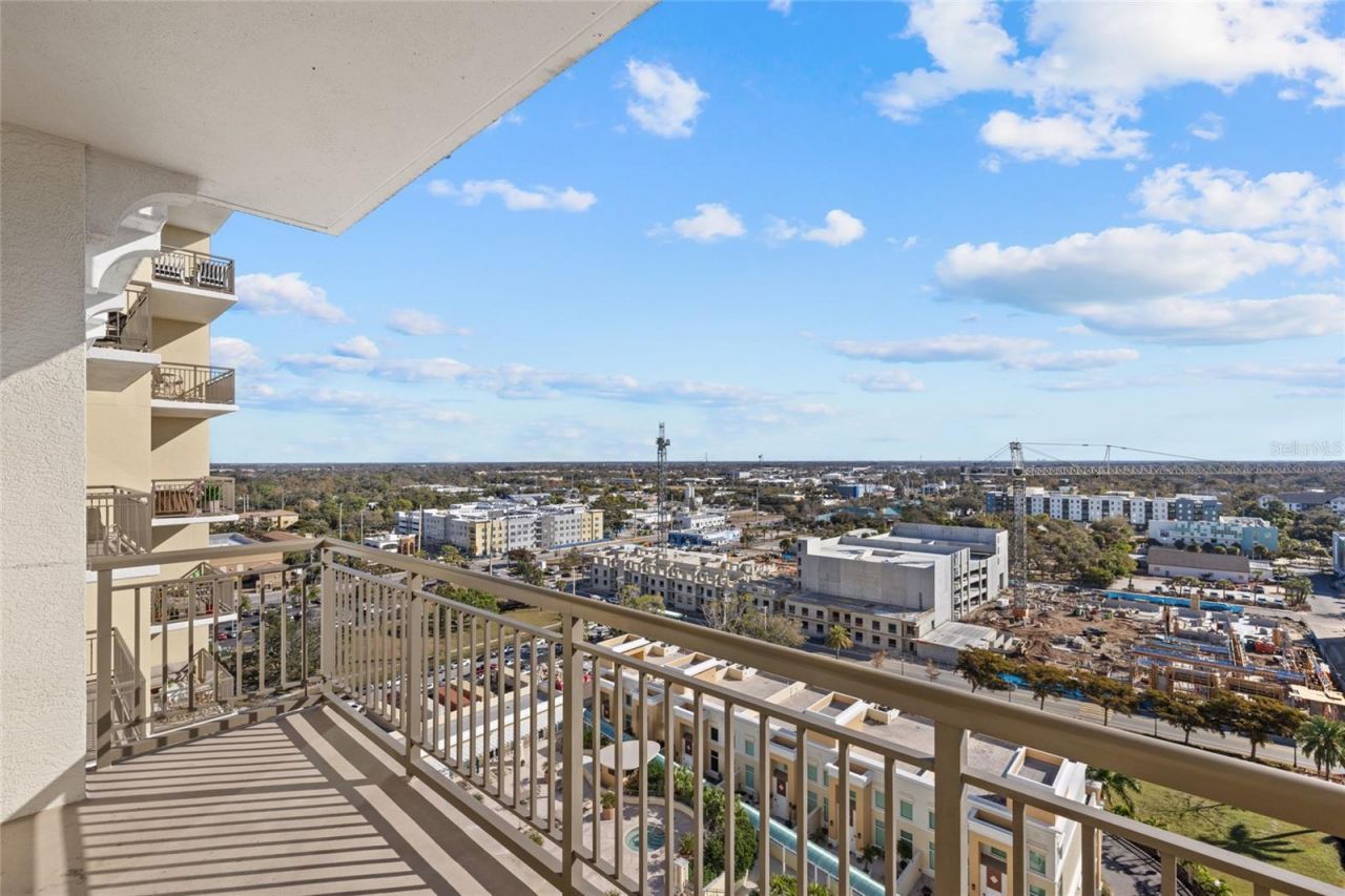 800 N Tamiami Trail, Unit 1512, Sarasota, FL 34236 Photo