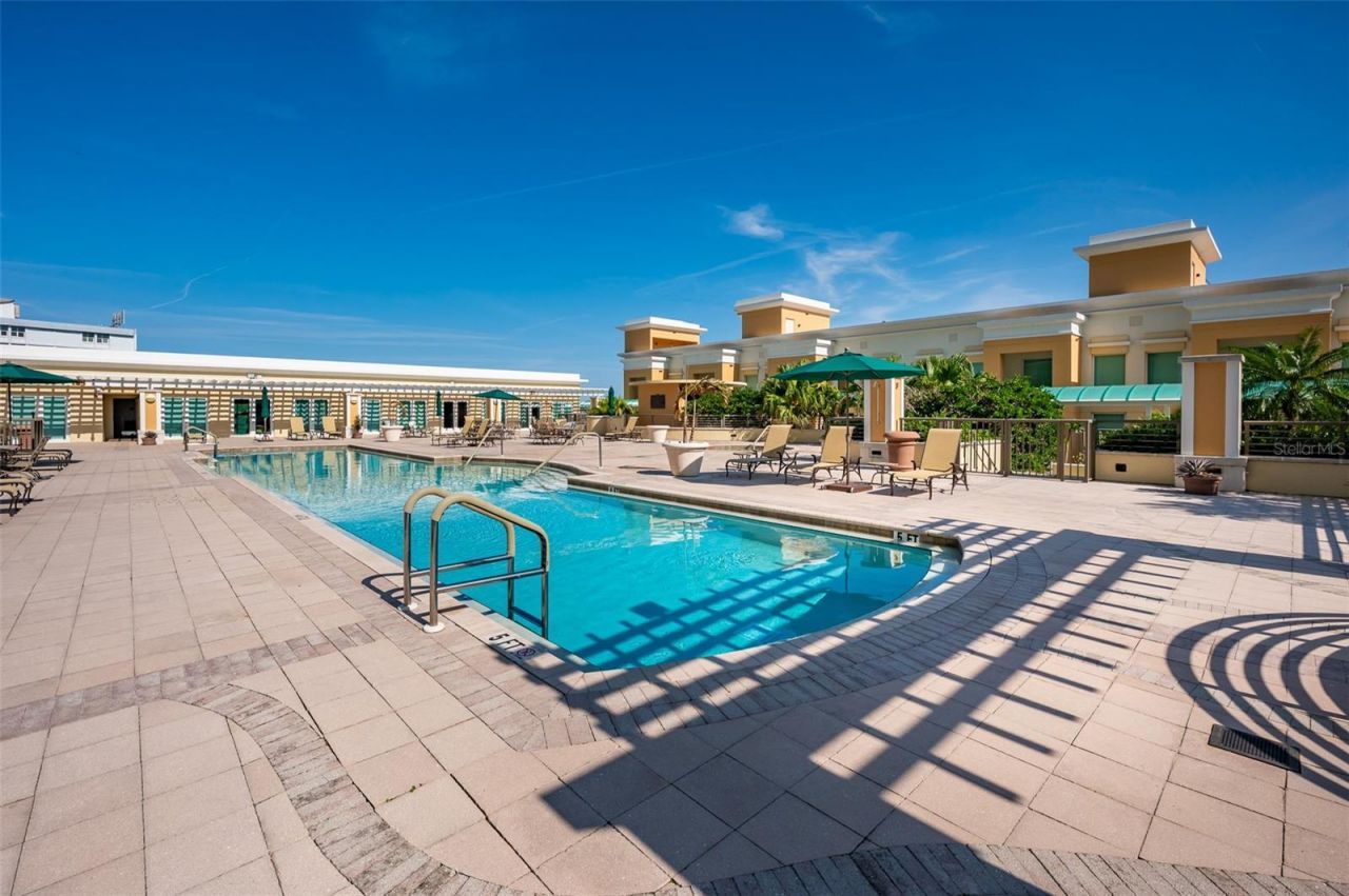 800 N Tamiami Trail, Unit 1512, Sarasota, FL 34236 Photo