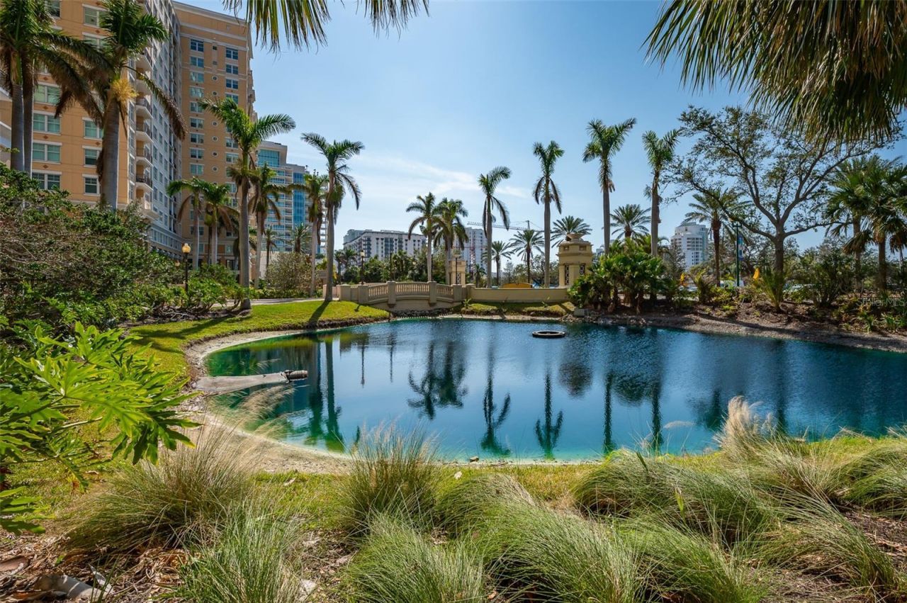 800 N Tamiami Trail, Unit 1512, Sarasota, FL 34236 Photo