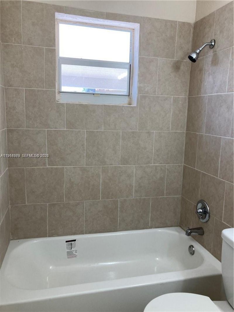 534 NW 23rd Ave, Unit 3, Fort Lauderdale, FL 33311 Photo