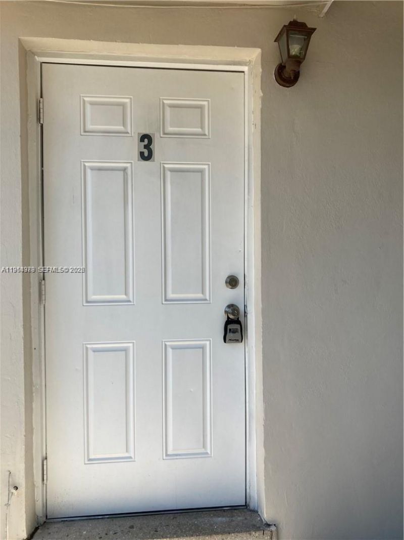 534 NW 23rd Ave, Unit 3, Fort Lauderdale, FL 33311 Photo