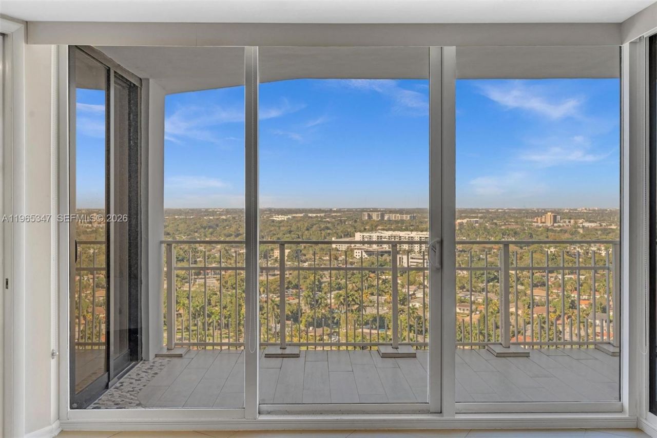 4000 Towerside Ter , Unit TS9, Miami, FL 33138 Photo