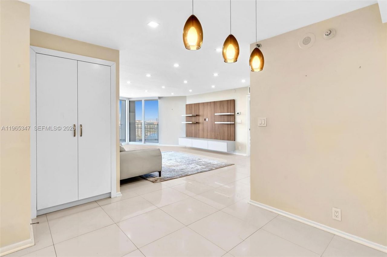 4000 Towerside Ter, Unit TS9, Miami, FL 33138 Photo
