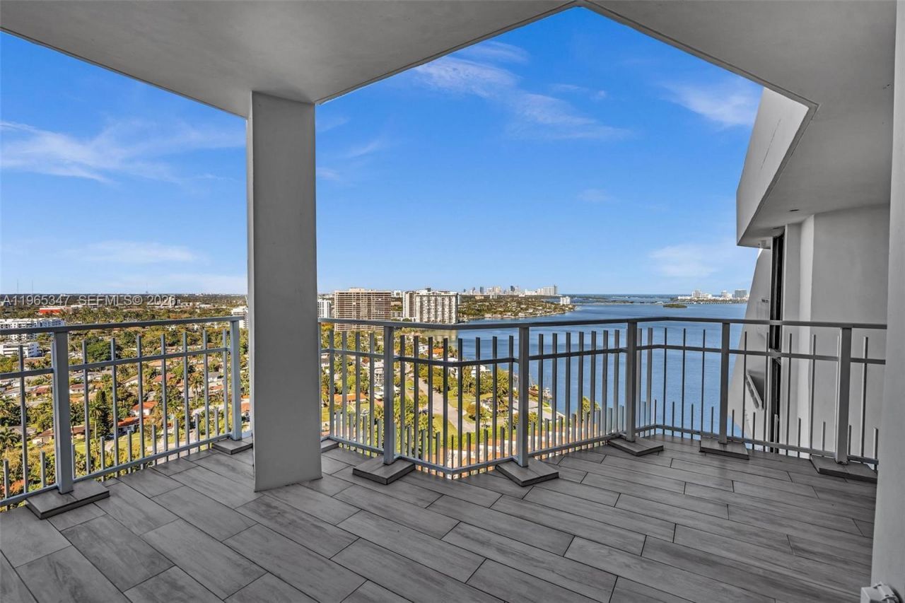 4000 Towerside Ter , Unit TS9, Miami, FL 33138 Photo