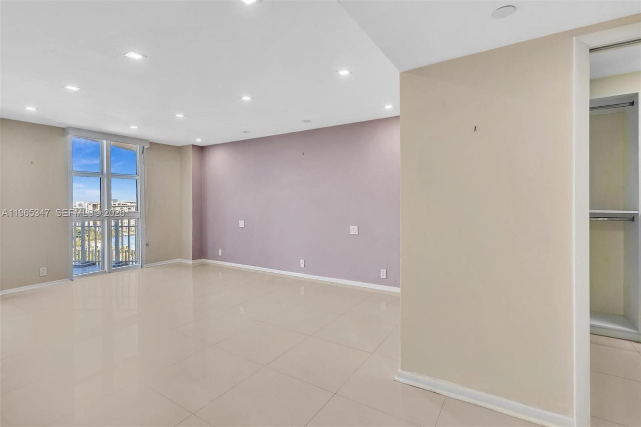 4000 Towerside Ter, Unit TS9, Miami, FL 33138 Photo