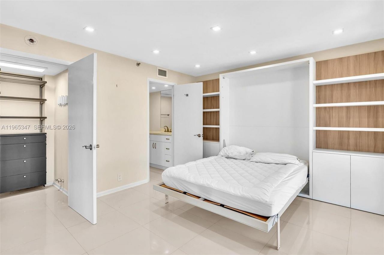 4000 Towerside Ter, Unit TS9, Miami, FL 33138 Photo