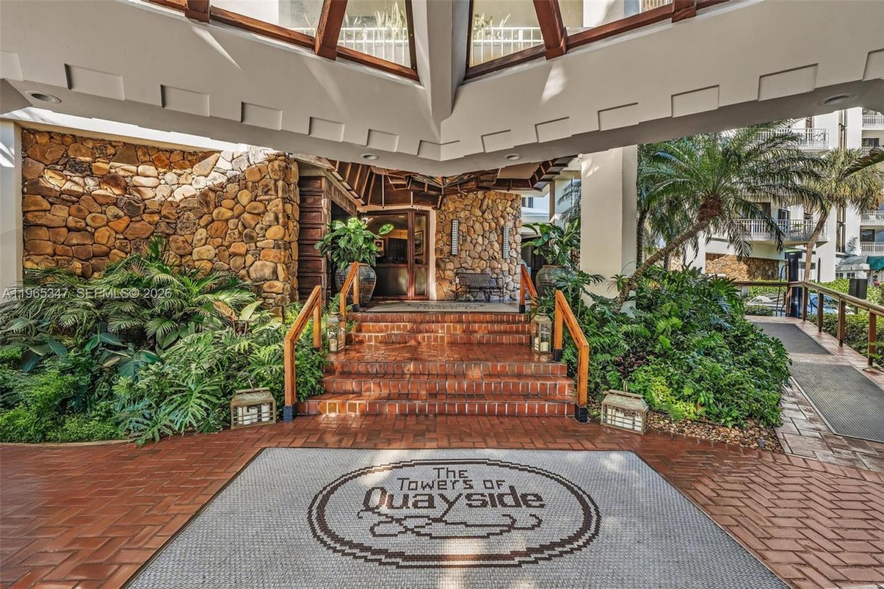 4000 Towerside Ter , Unit TS9, Miami, FL 33138 Photo