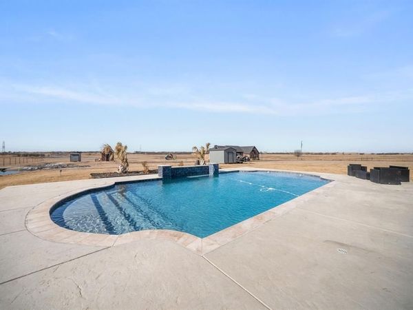 10405 Singleton Road , Maypearl, TX 76064