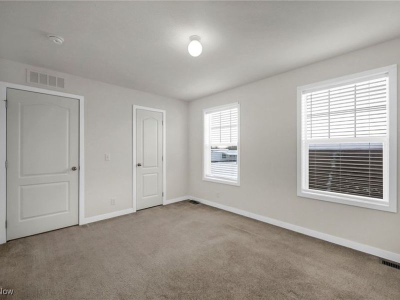 348 Robin Drive, Elyria, OH 44035 Photo 22