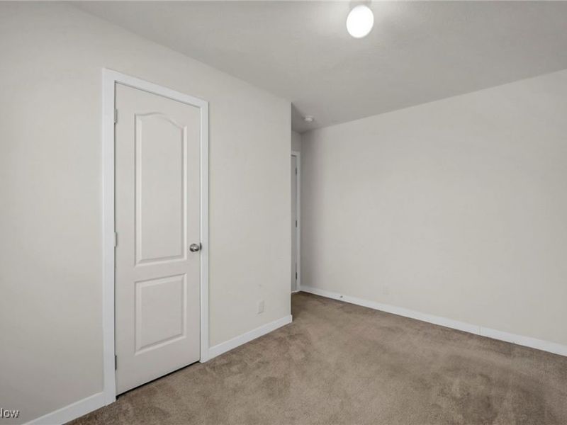 348 Robin Drive, Elyria, OH 44035 Photo 29