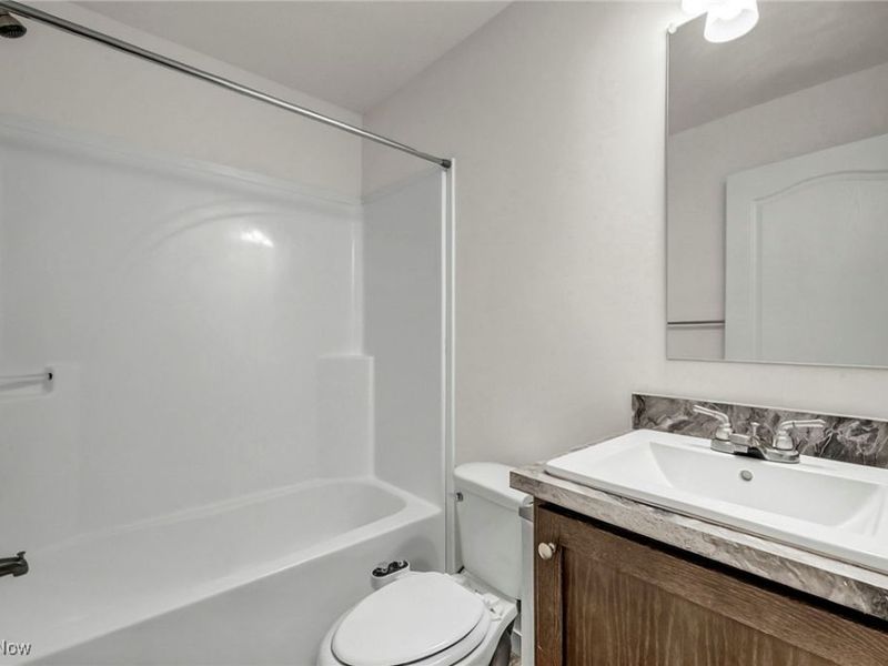 348 Robin Drive, Elyria, OH 44035 Photo 36