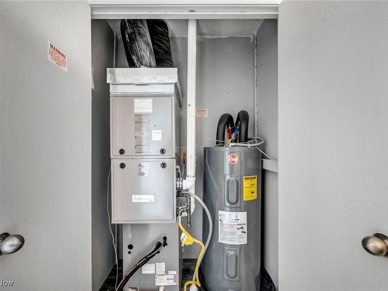 348 Robin Drive, Elyria, OH 44035 Photo 41