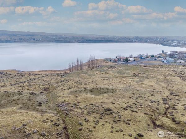 421 NW 11th Street, Soap Lake, WA 98851