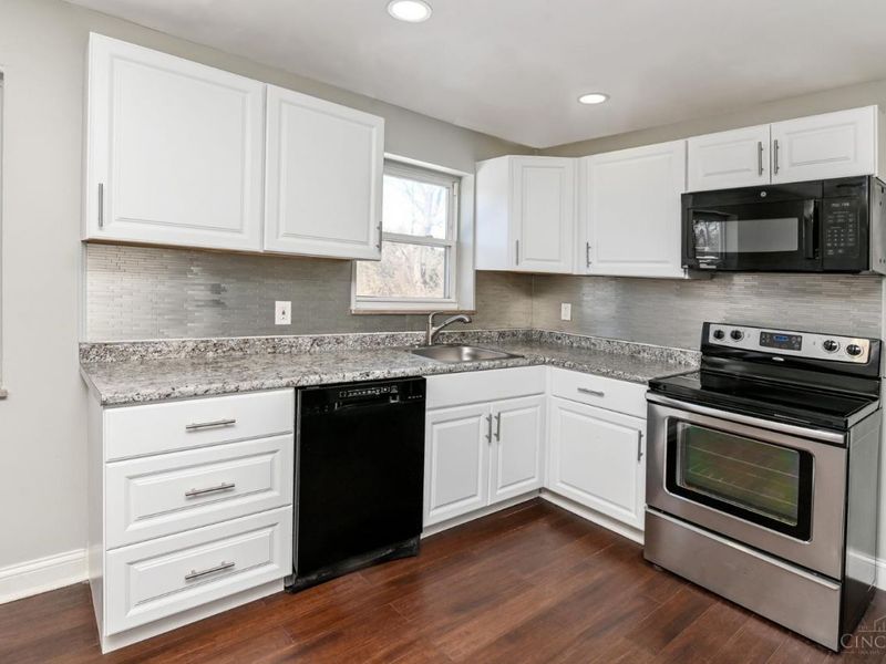 9981 Skyridge Drive, Colerain Township, OH 45252 Photo 12