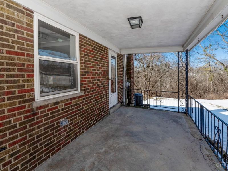 9981 Skyridge Drive, Colerain Township, OH 45252 Photo 2