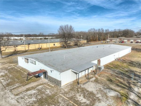 2800 Roberts Road, Baxter Springs, KS 66713