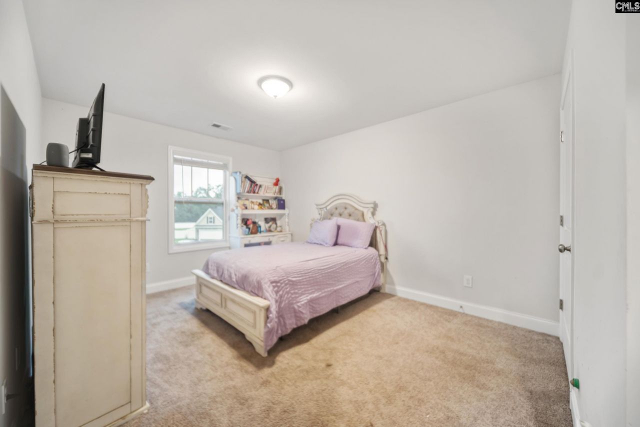 140 Ellie Lane  Photo 17