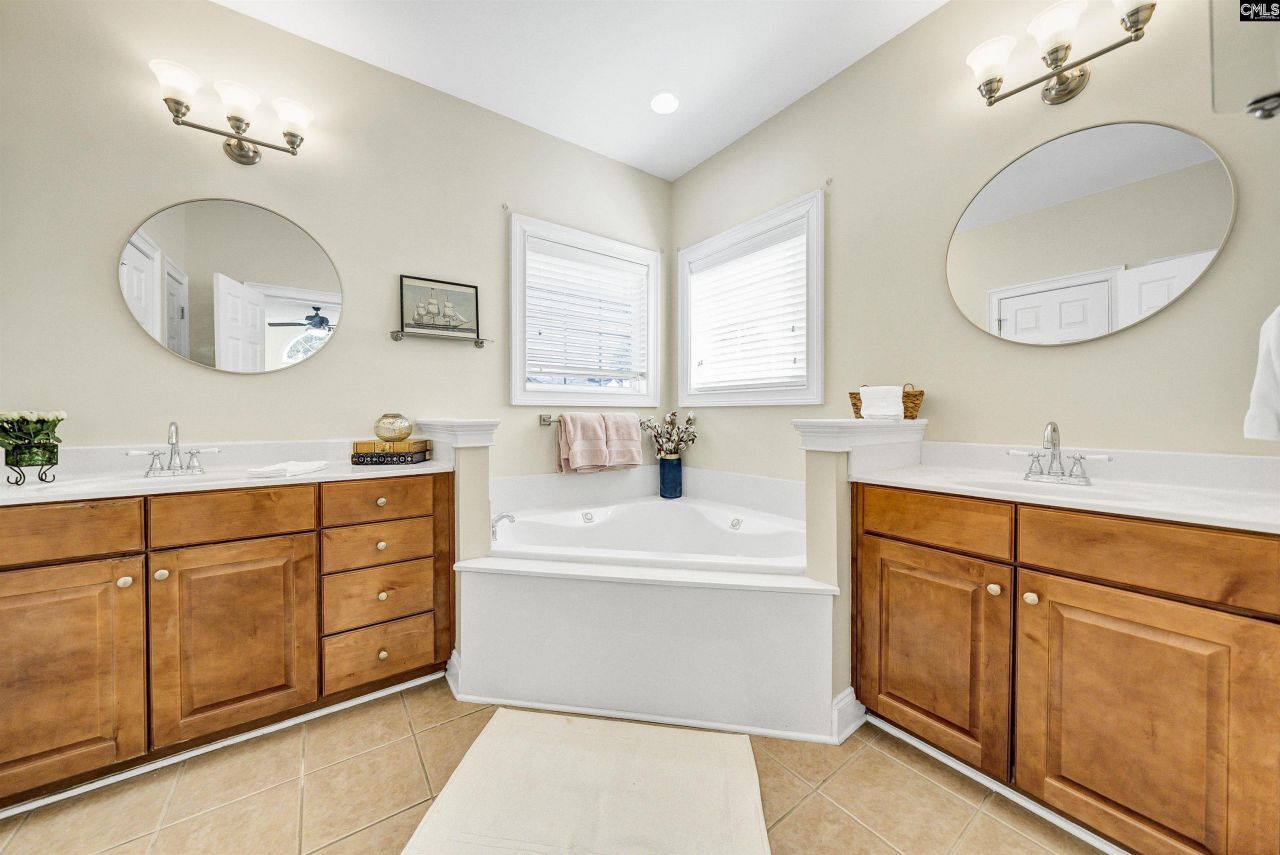 229 Dutchman Shores Circle Photo 12