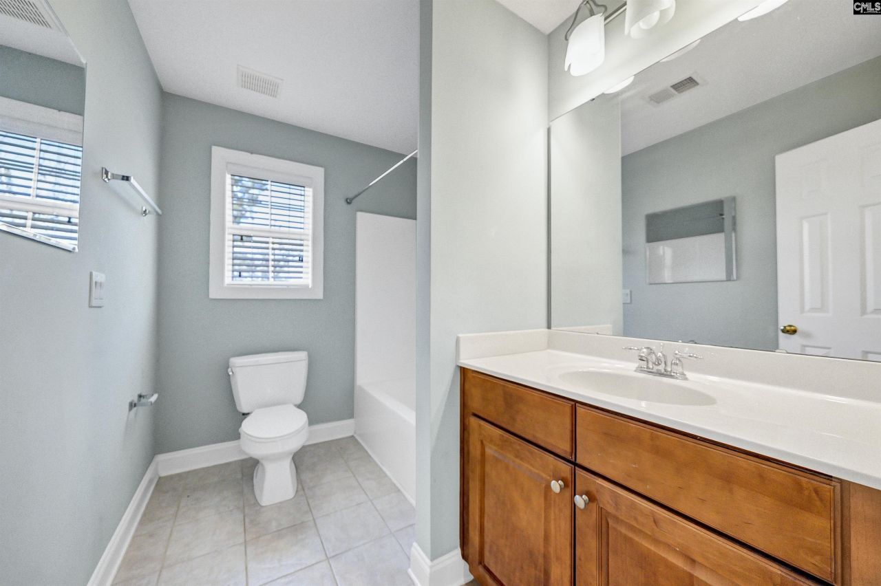 229 Dutchman Shores Circle Photo 21