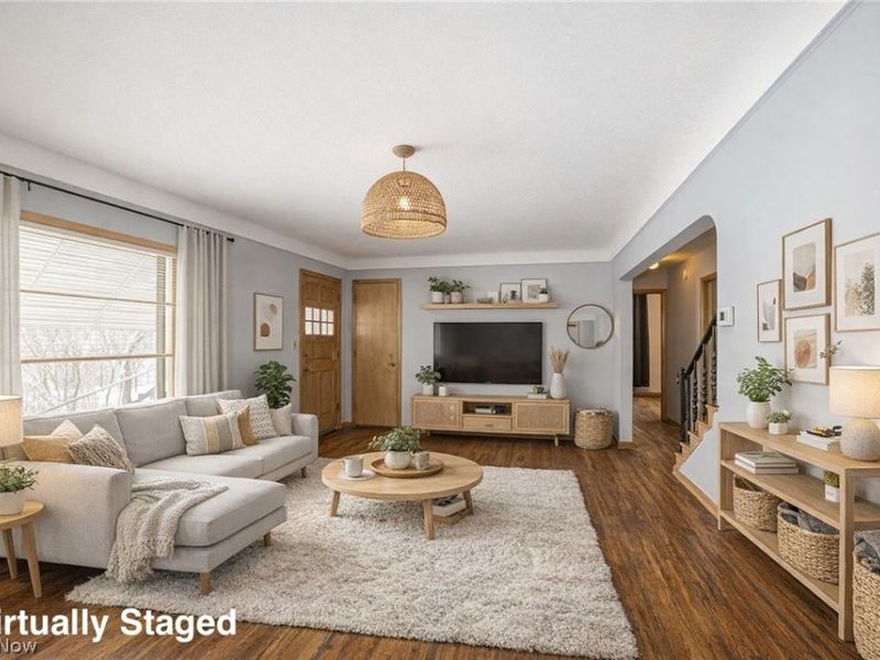 157 Flora Drive, Bedford, OH 44146 Photo 2