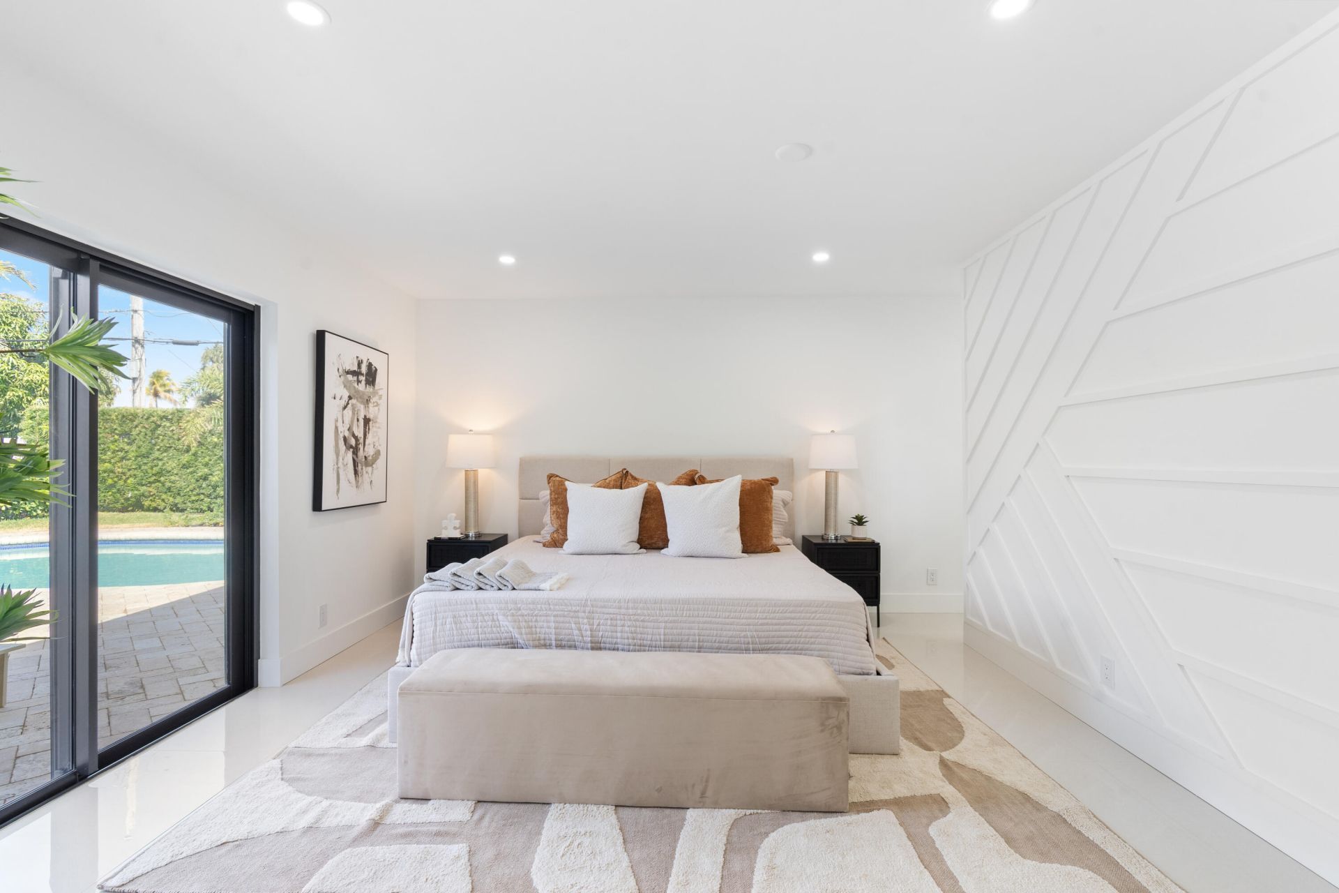 333 Alhambra Place, West Palm Beach, FL 33405 Photo