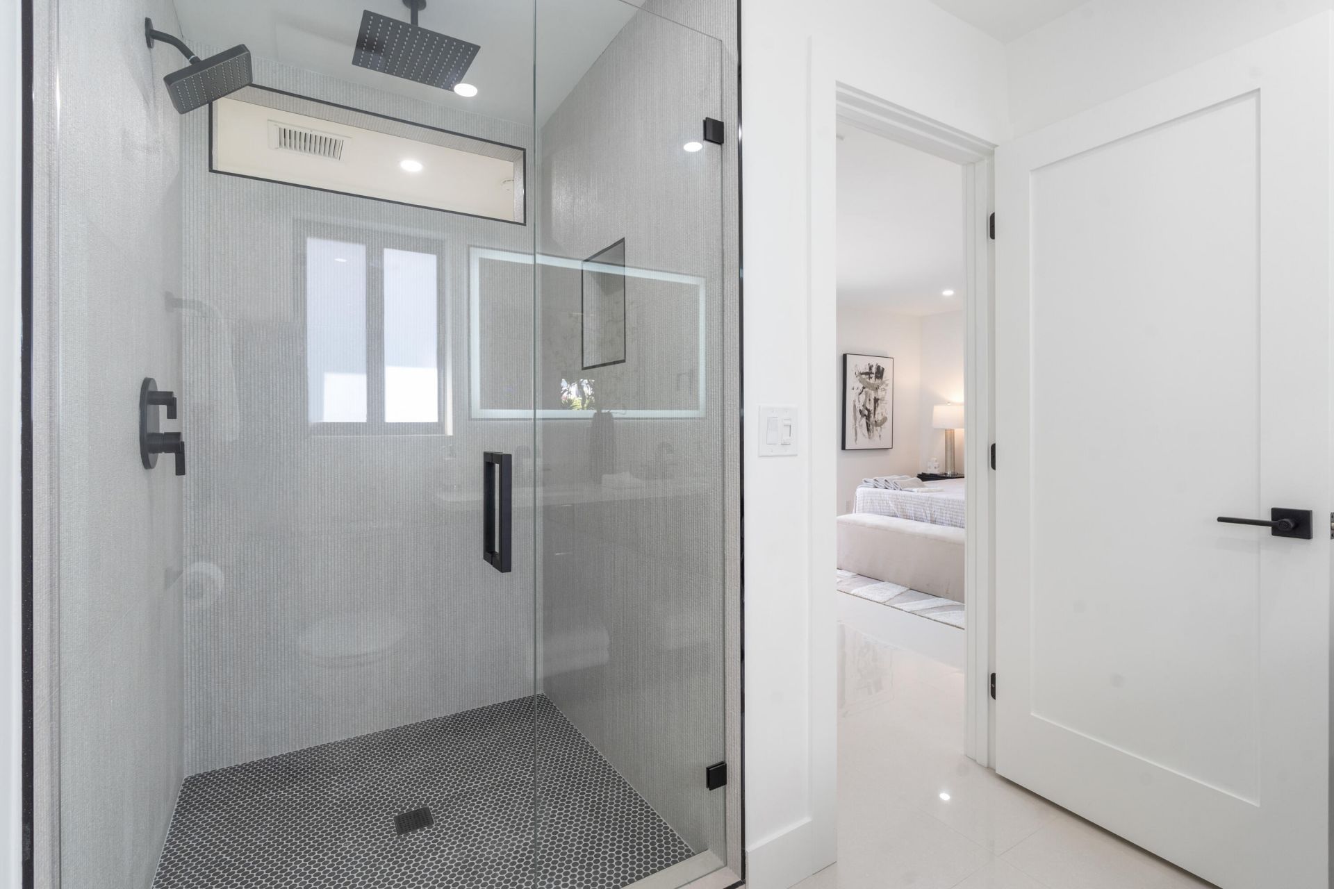 333 Alhambra Place, West Palm Beach, FL 33405 Photo