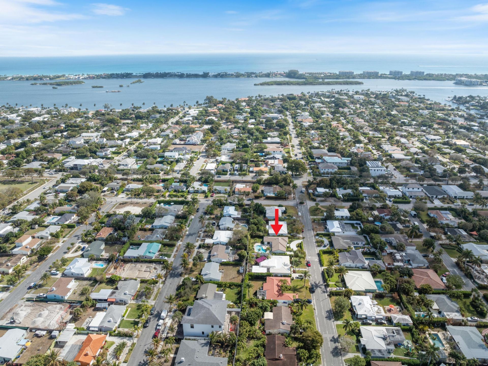 333 Alhambra Place, West Palm Beach, FL 33405 Photo