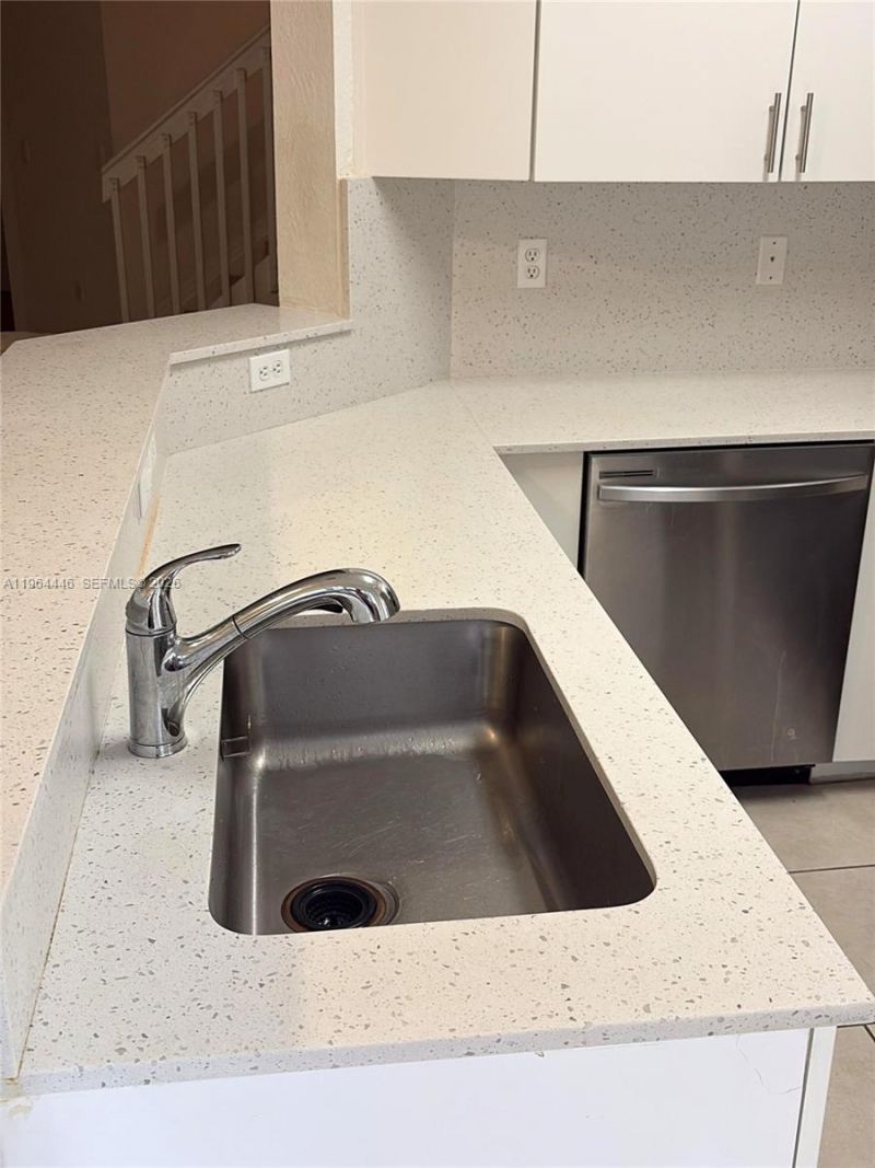 10776 NW 84th Ln, Unit 8-30, Doral, FL 33178 Photo